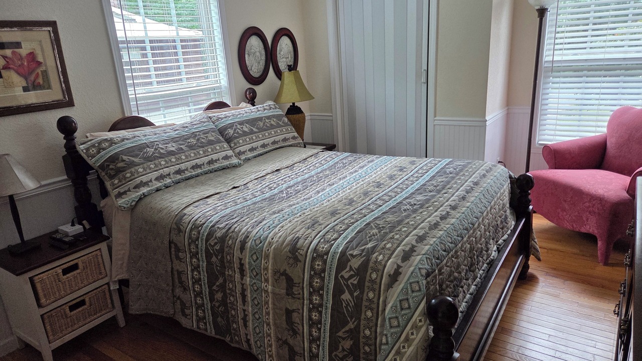 Photo of Bedroom in Murphy