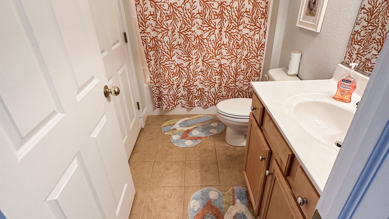 Photo of Bathroom in Manteo