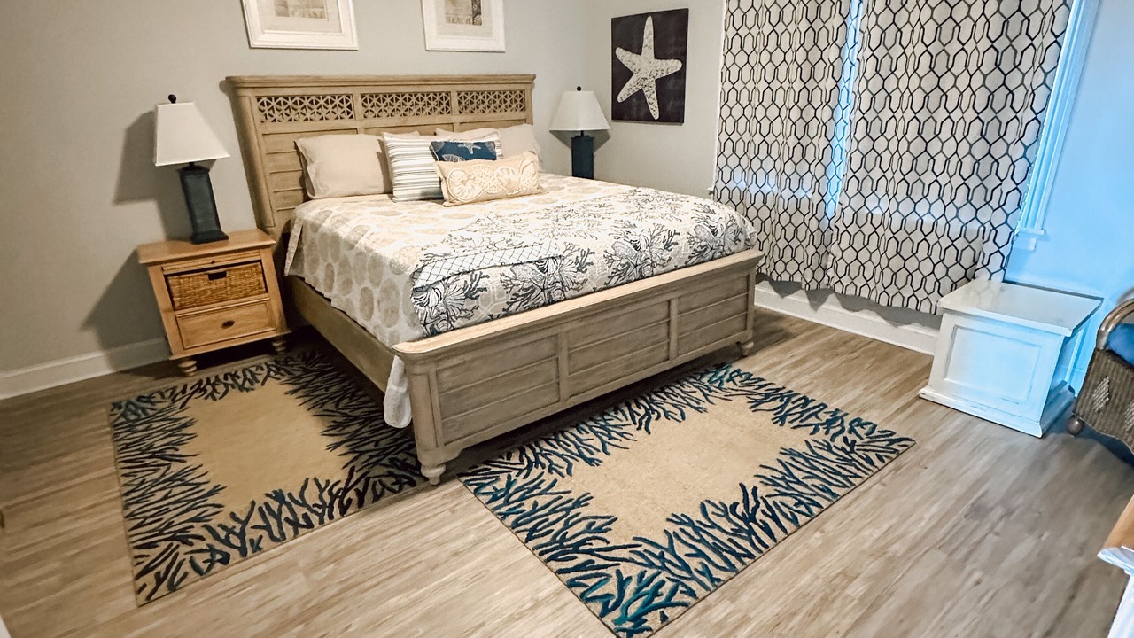 Photo of Bedroom in Manteo