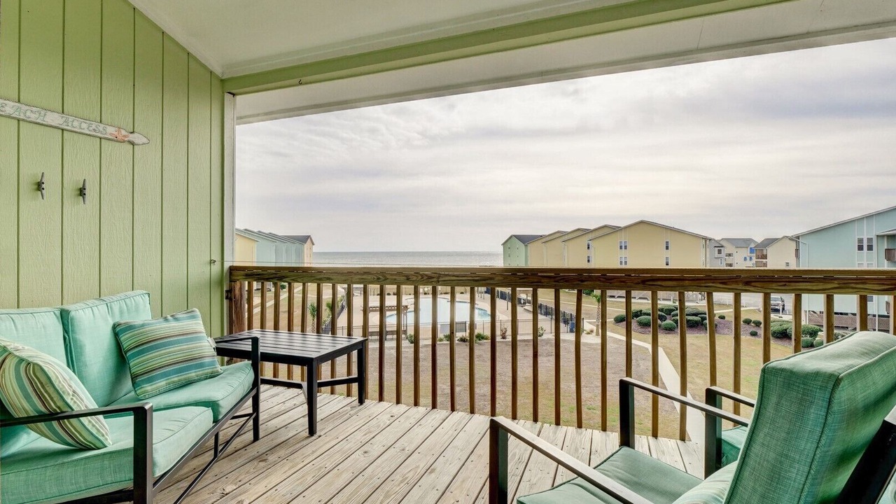 Photo of Patio Balcony in Surf City