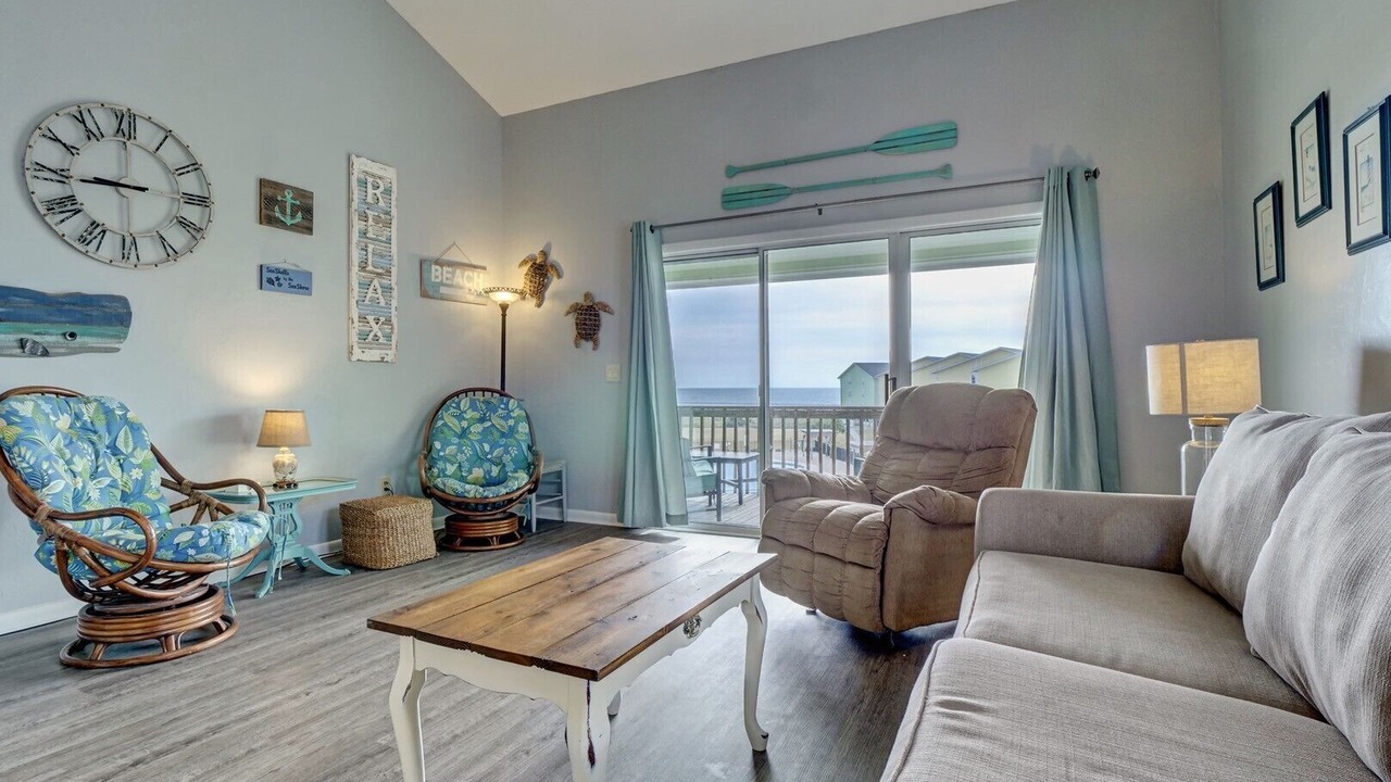 Photo of Livingroom in Surf City