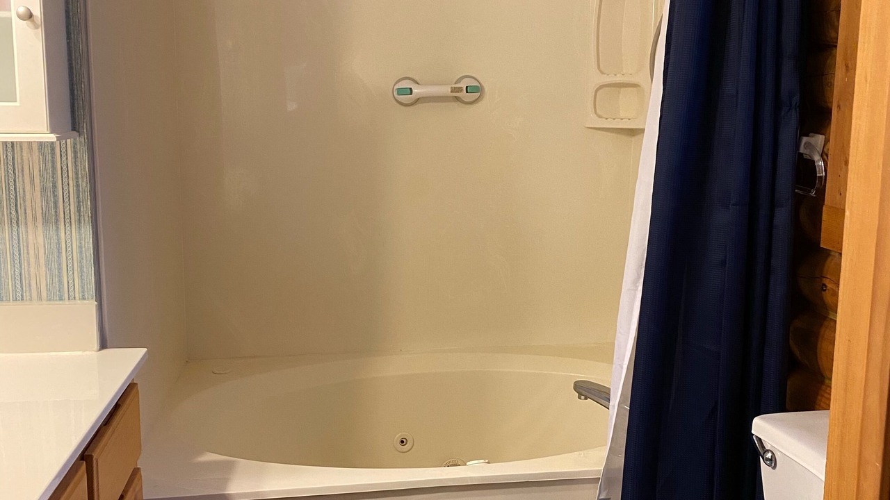 Photo of Bathroom in Mount Gilead
