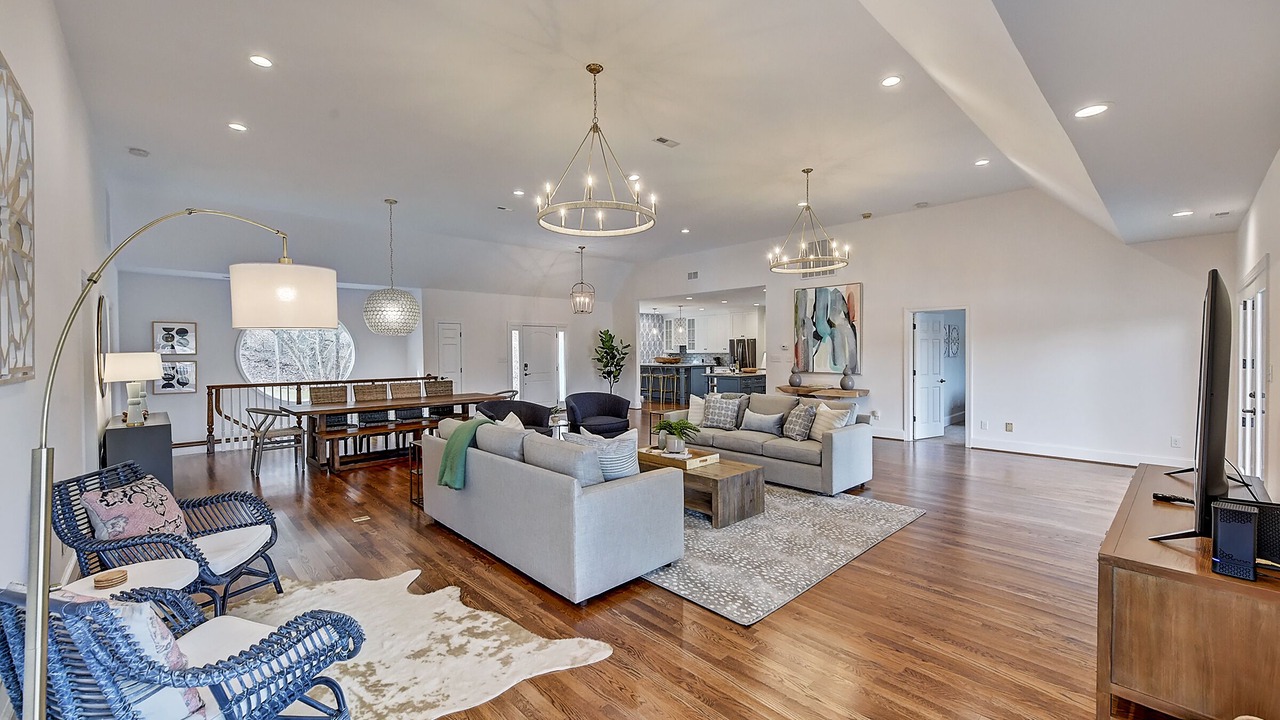 Photo of Livingroom in Dixie - Berryhill
