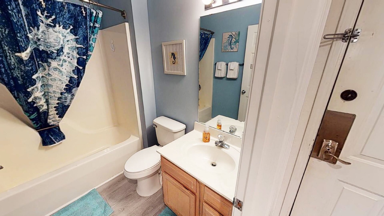 Photo of Bathroom in Sea Trail