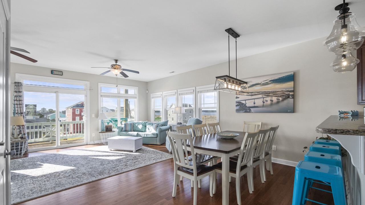 Photo of Bedroom in North Topsail Beach