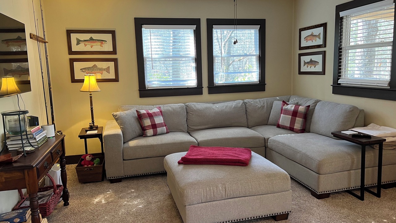 Photo of Livingroom in Cashiers