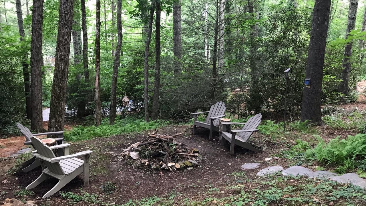 Photo of Others in Cashiers