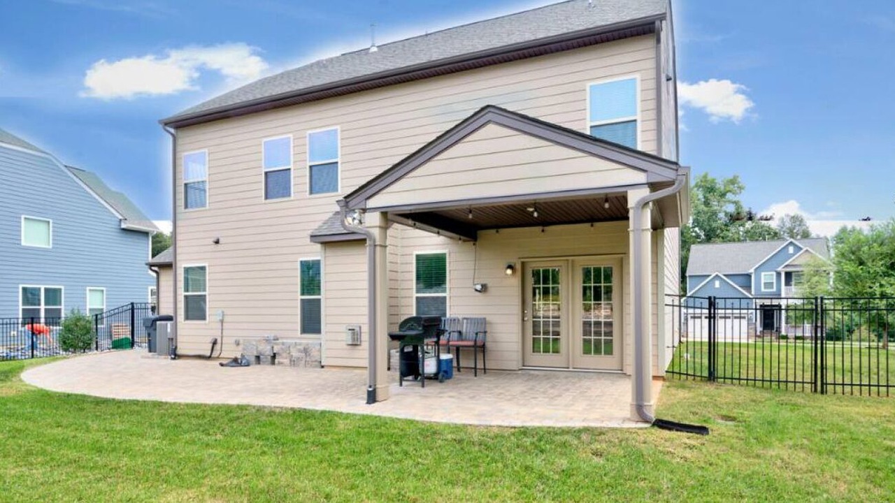 Photo of Outdoor in Dixie - Berryhill