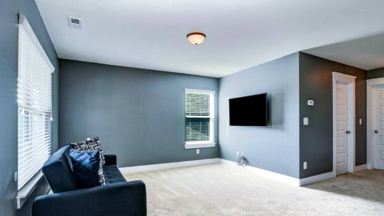 Photo of Livingroom in Dixie - Berryhill