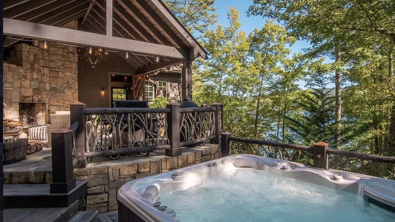 Photo of Patio Balcony in Cullowhee