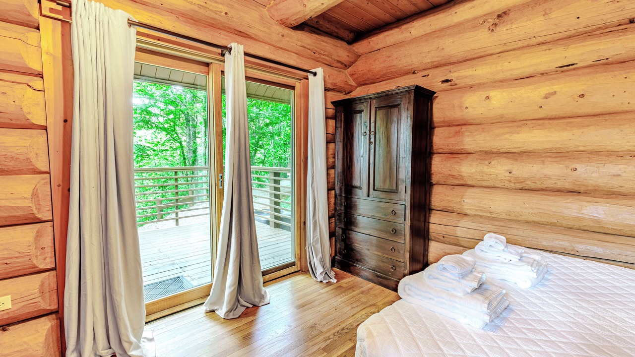Photo of Bedroom in Almond