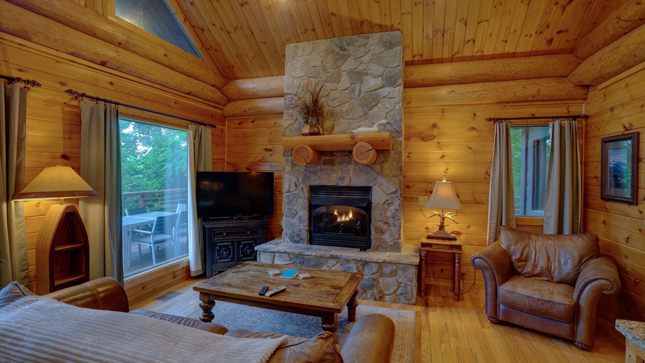 Photo of Livingroom in Bryson City