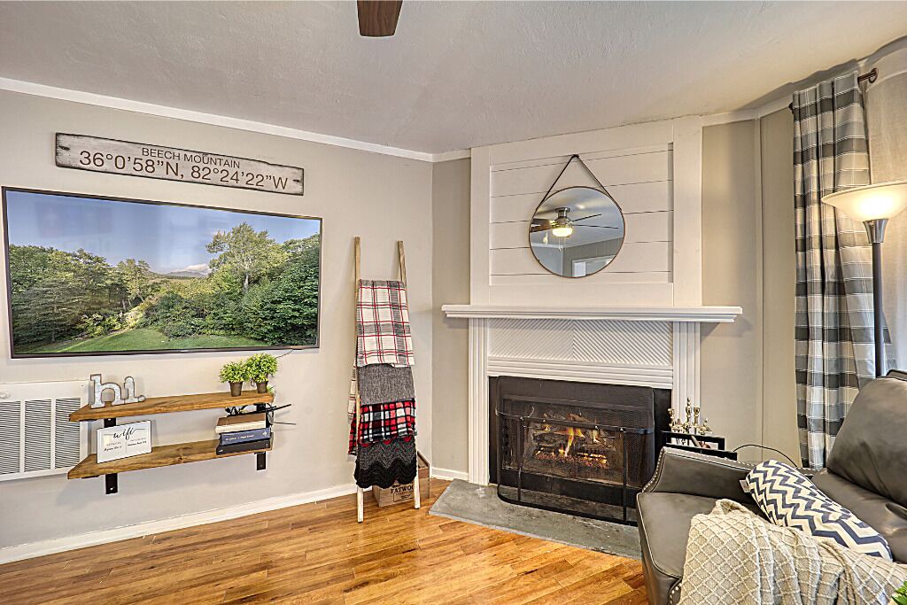 Photo of Livingroom in Banner Elk