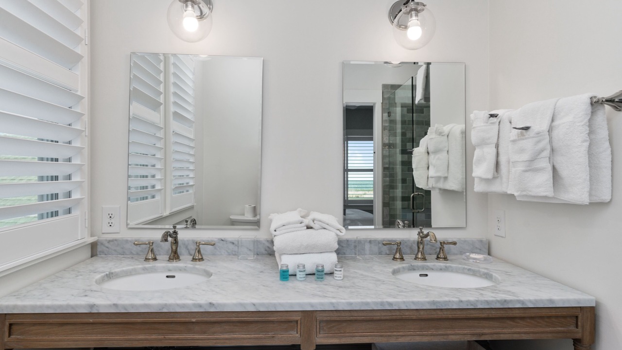 Photo of Bathroom in South Beach