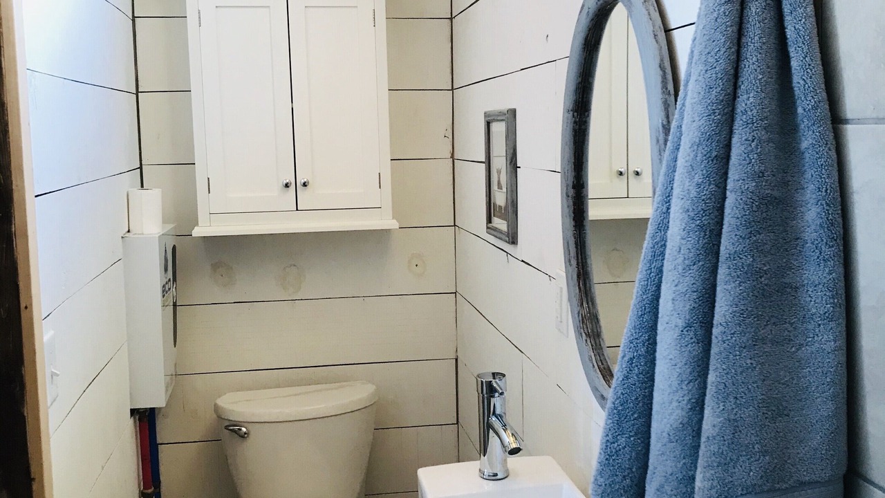 Photo of Bathroom in Cordova