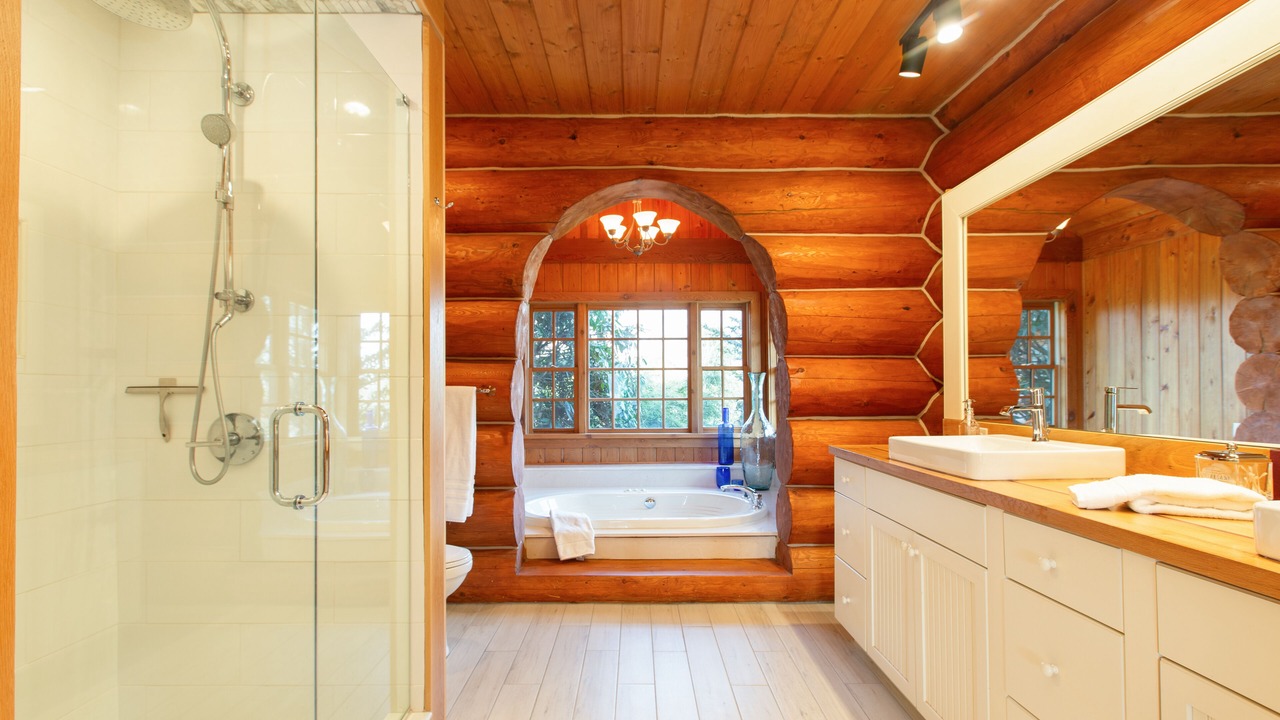 Photo of Bathroom in Marshall