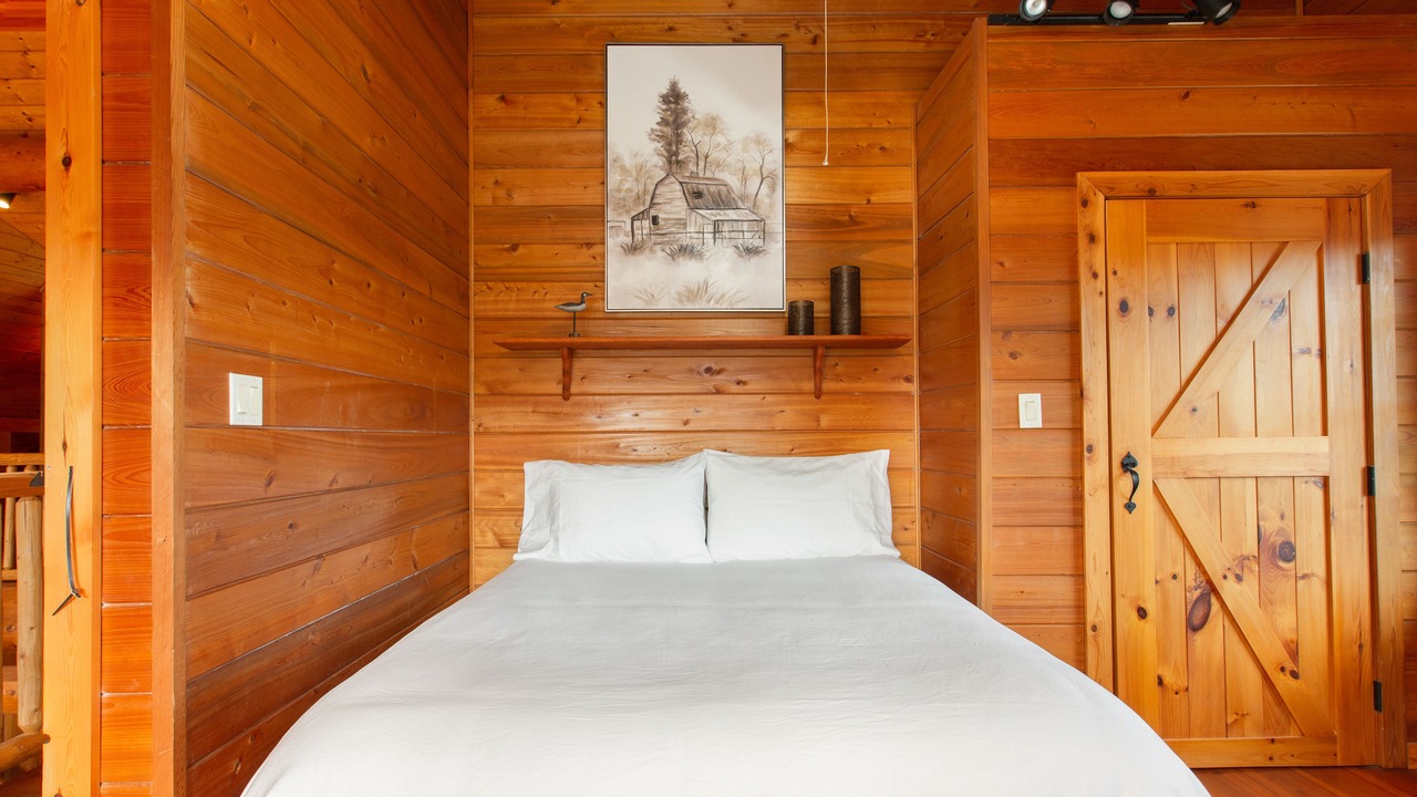 Photo of Bedroom in Marshall