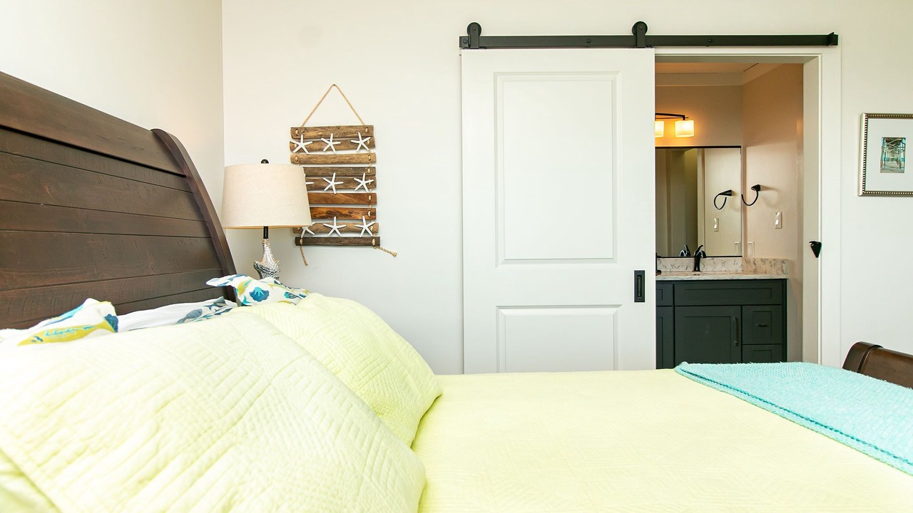 Photo of Bedroom in Caswell Beach
