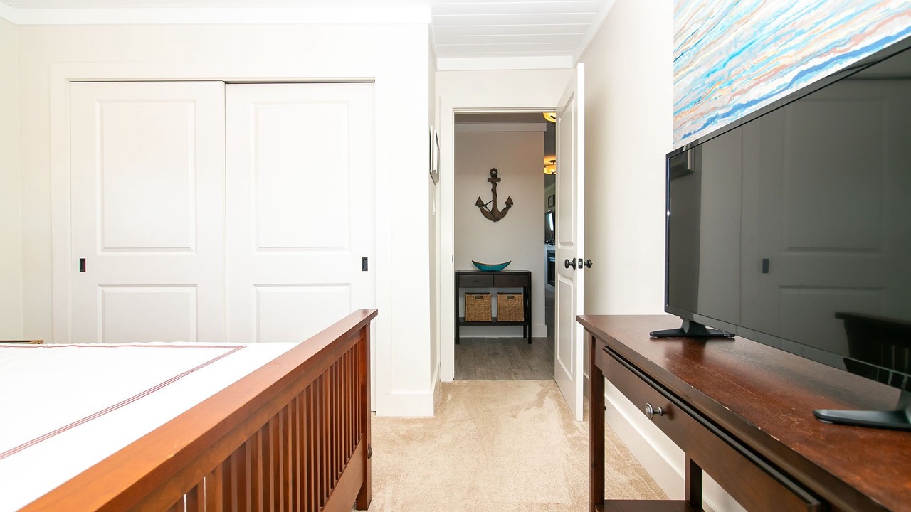 Photo of Bedroom in Caswell Beach