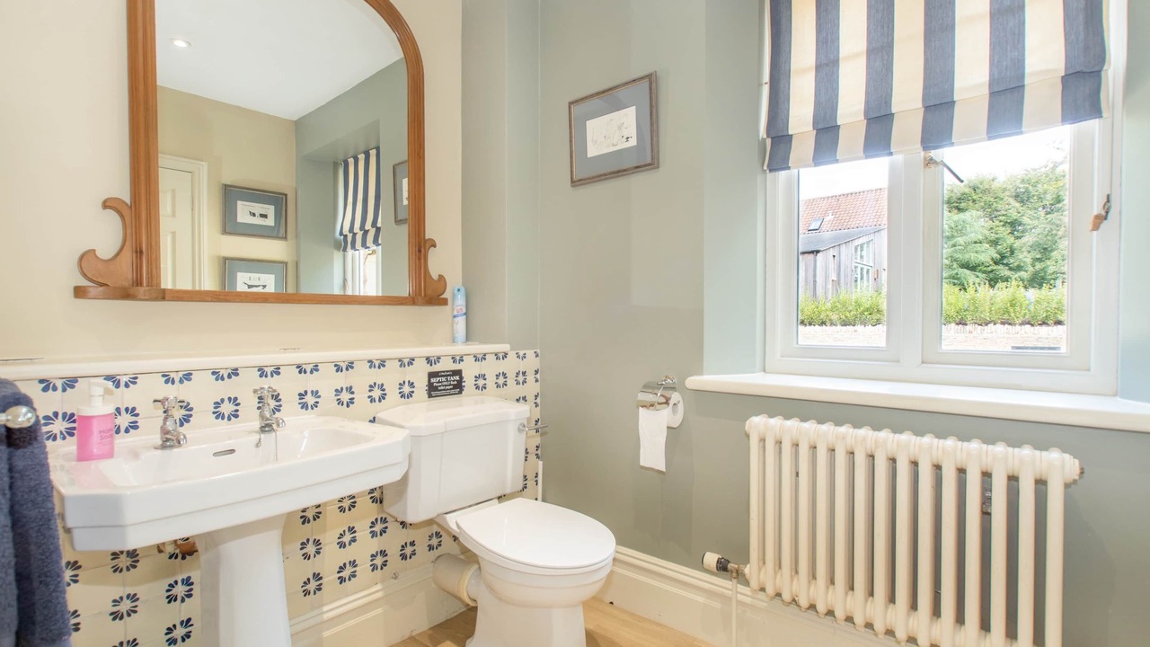 Photo of Bedroom in Cameley