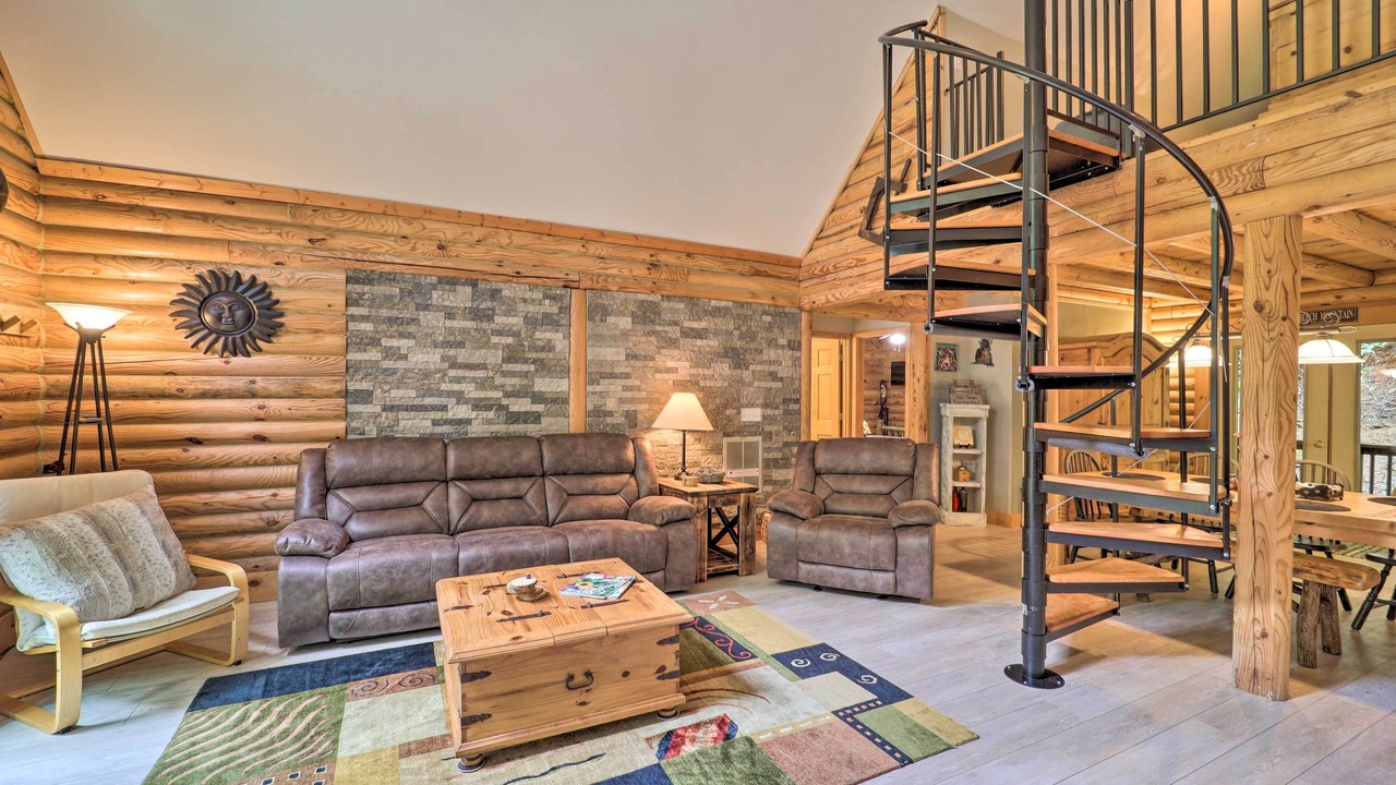 Photo of Livingroom in Charter Hills