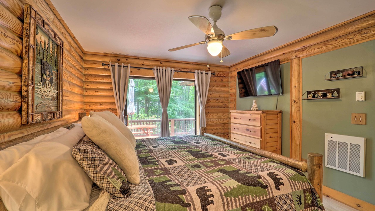 Photo of Bedroom in Charter Hills