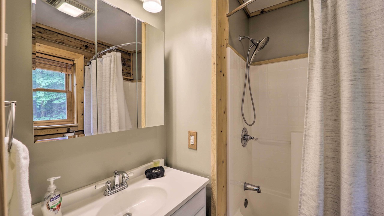 Photo of Bathroom in Charter Hills