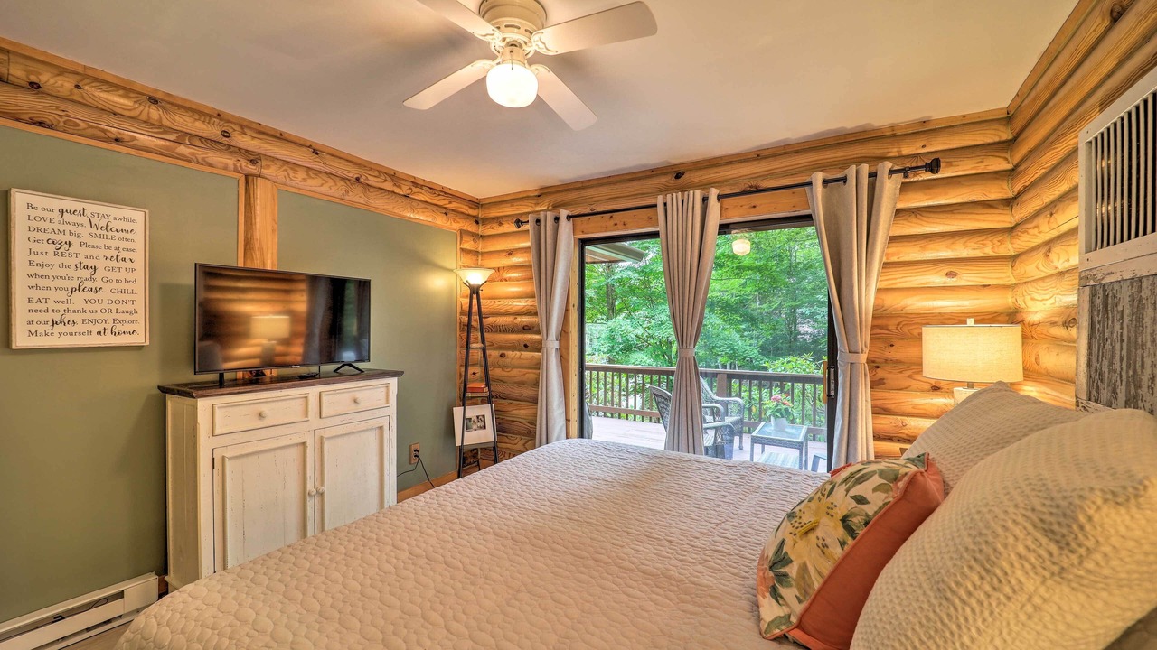 Photo of Bedroom in Charter Hills