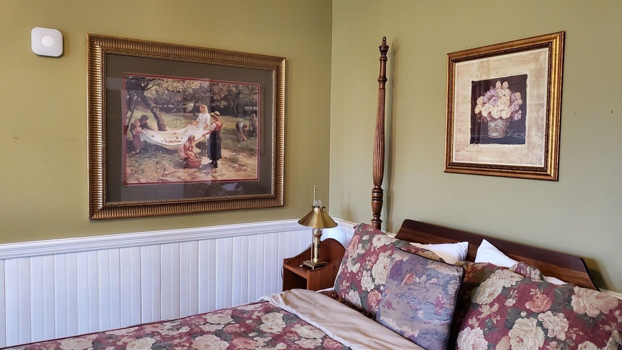 Photo of Bedroom in Waynesville