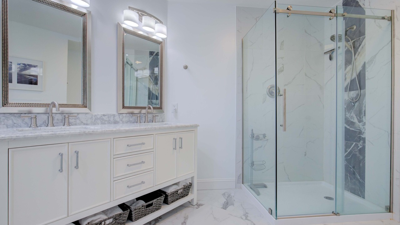 Photo of Bathroom in Village of Stump Sound