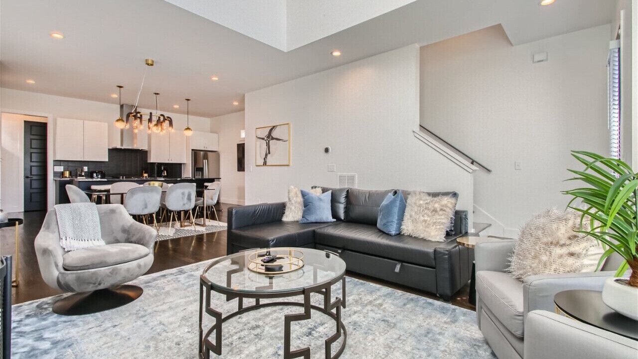 Photo of Livingroom in Berry Hill