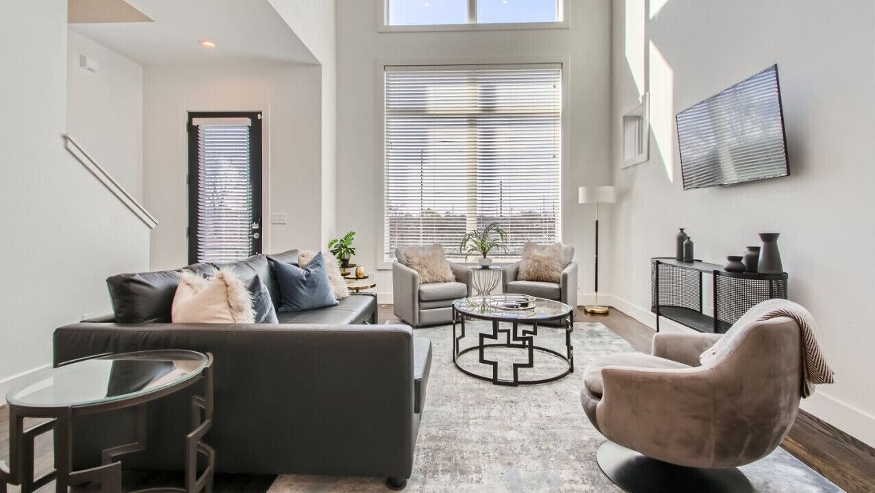 Photo of Livingroom in Berry Hill