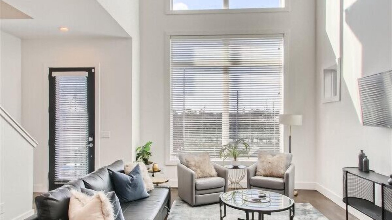 Photo of Livingroom in Berry Hill