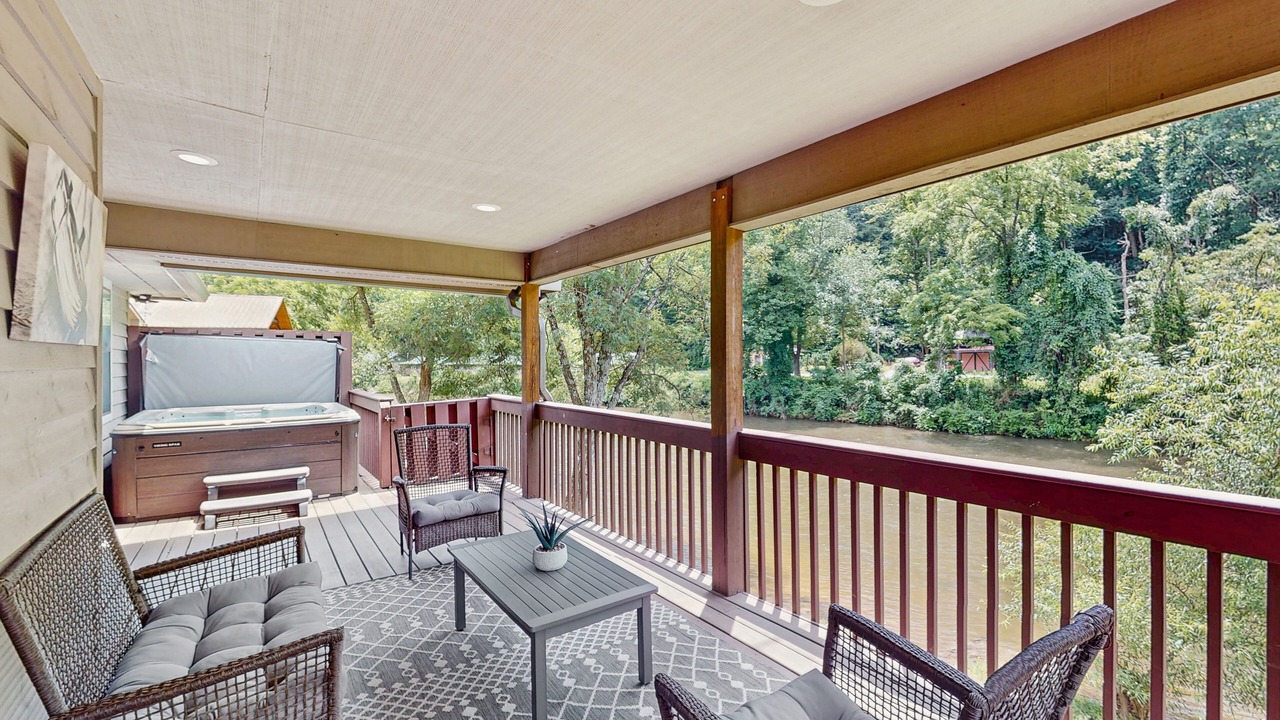 Photo of Outdoor in Sylva