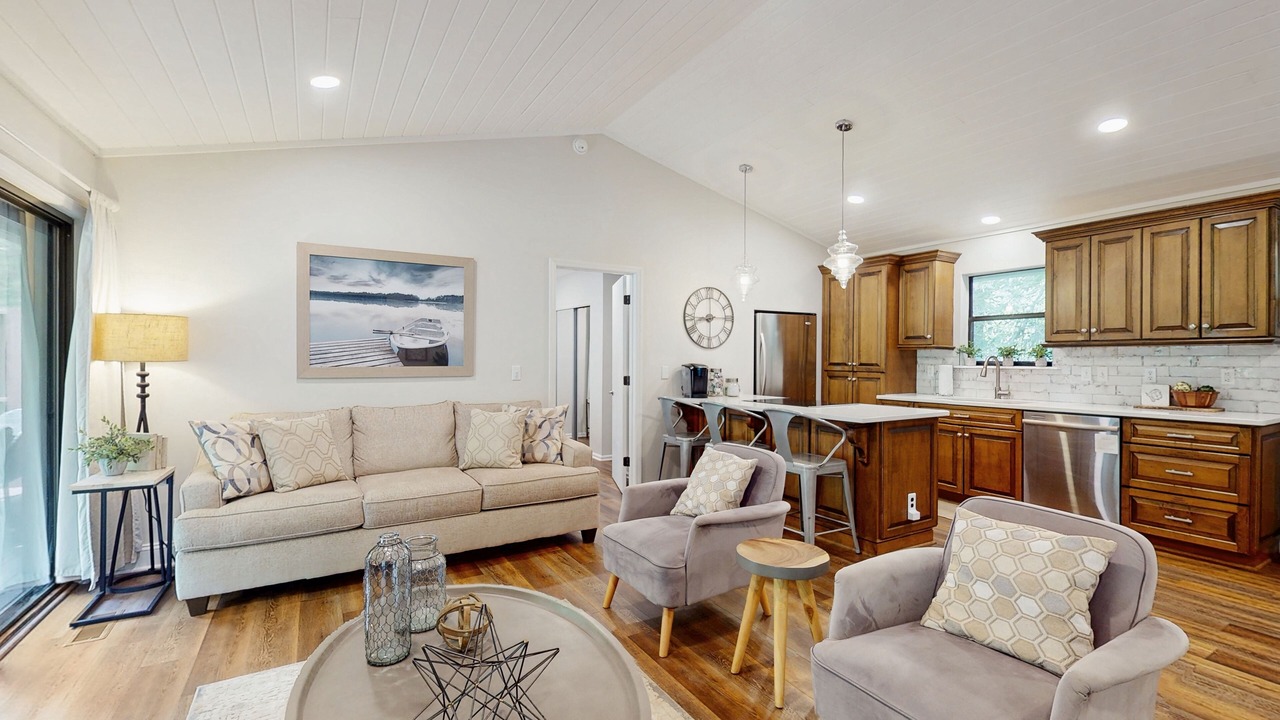 Photo of Livingroom in Sylva