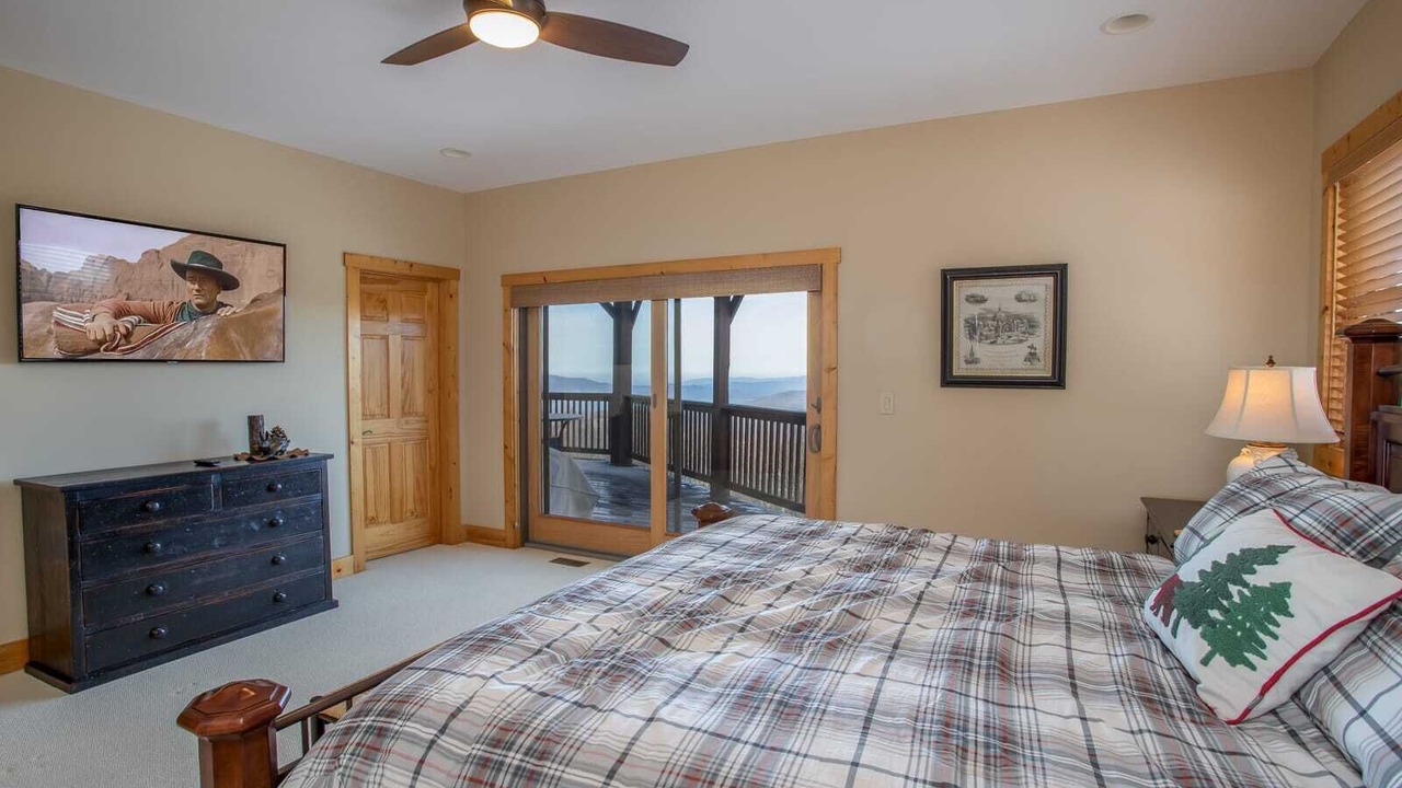 Photo of Bedroom in Beech Mountain