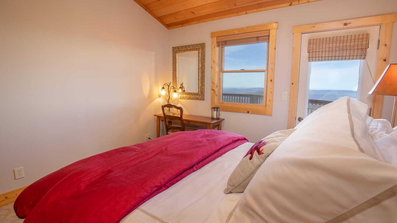 Photo of Bedroom in Beech Mountain