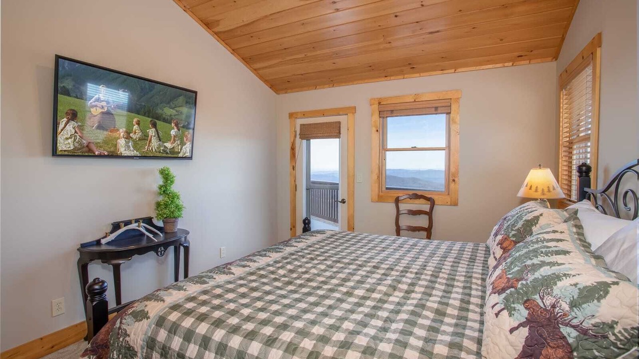 Photo of Bedroom in Beech Mountain