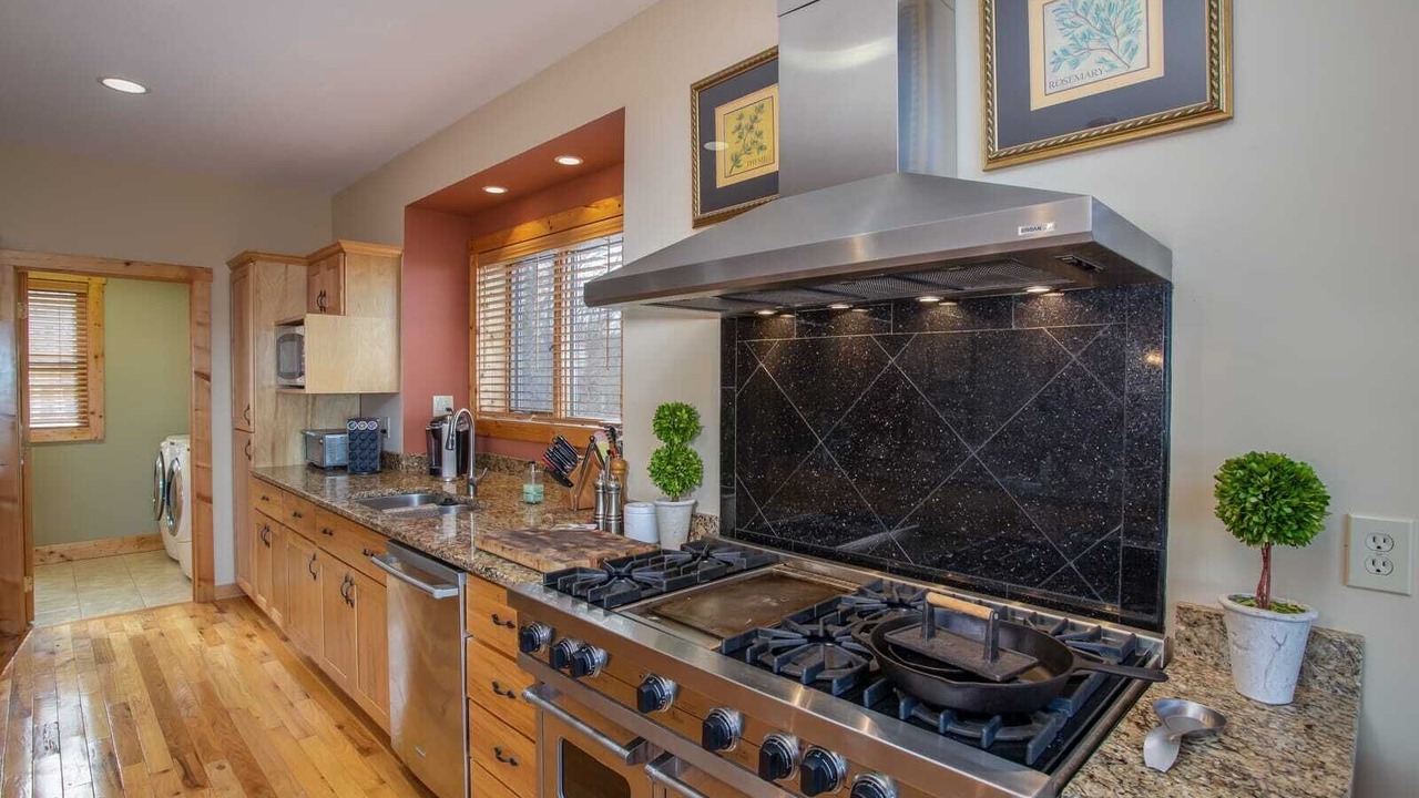 Photo of Kitchen in Beech Mountain