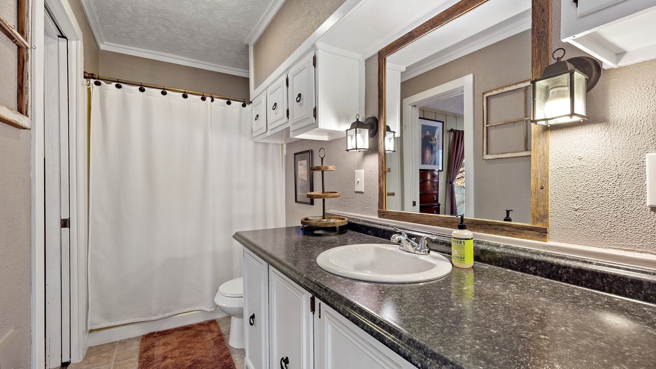 Photo of Bathroom in Beech Mountain