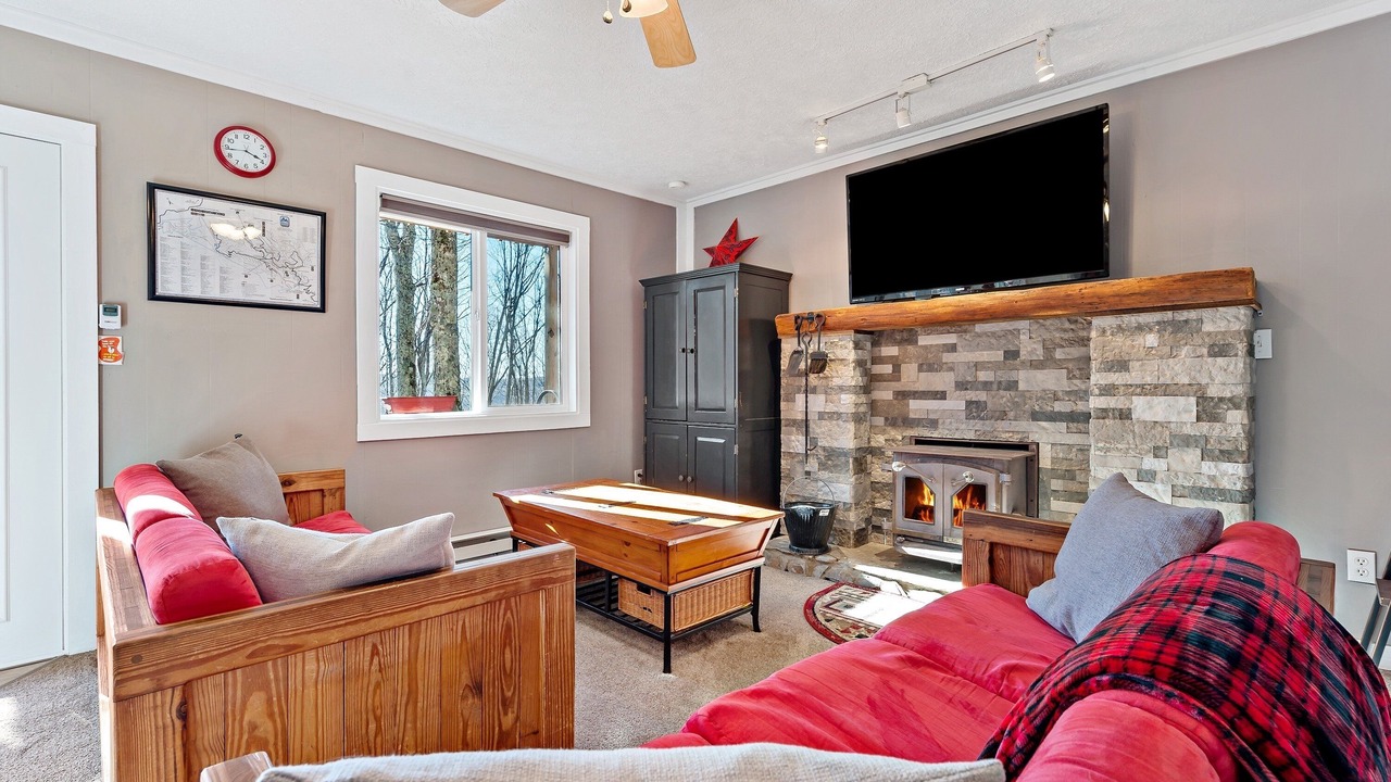 Photo of Livingroom in Beech Mountain