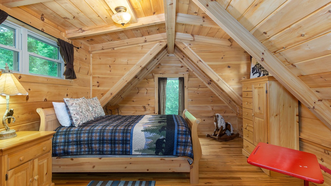 Photo of Bedroom in Burnsville