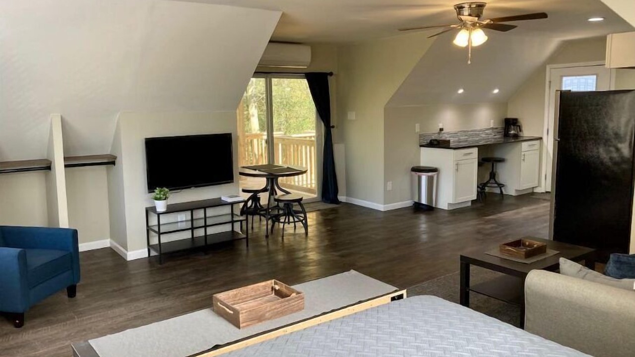 Photo of Bedroom in South View