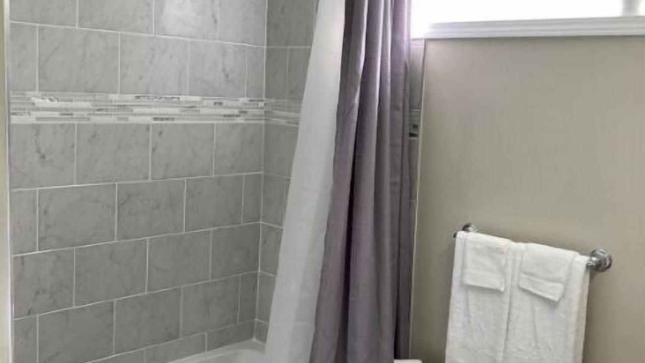 Photo of Bathroom in South View