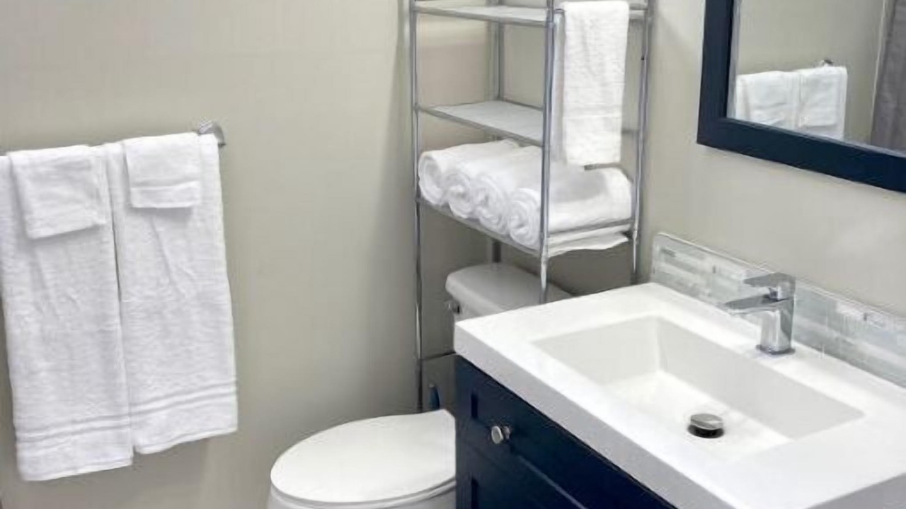Photo of Bathroom in South View