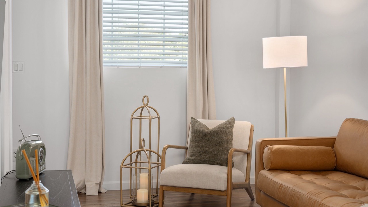 Photo of Livingroom in Kitty Hawk