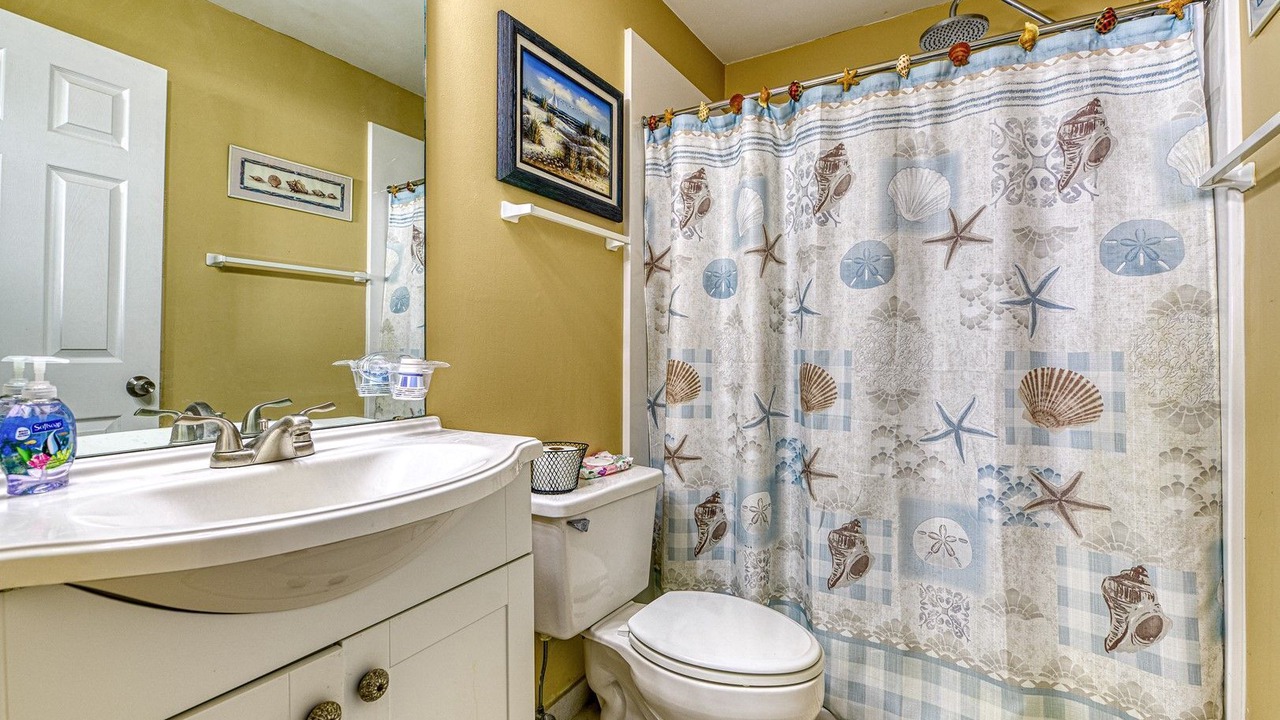 Photo of Bathroom in North Topsail Beach