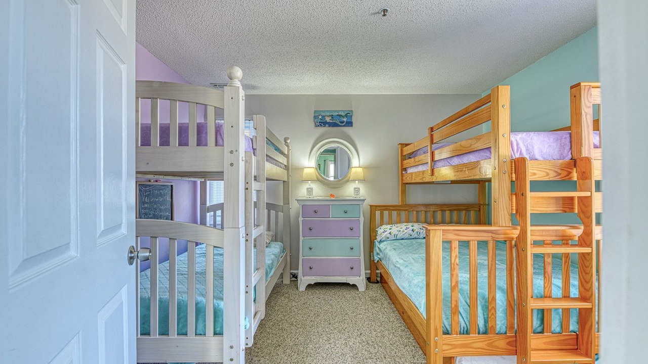 Photo of Bedroom in North Topsail Beach