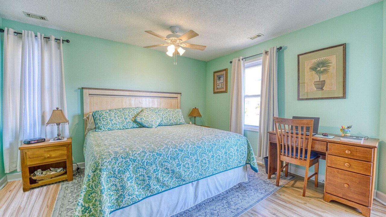 Photo of Patio Balcony in North Topsail Beach