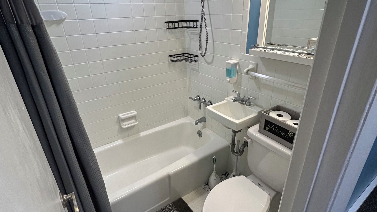 Photo of Bathroom in Atlantic Beach